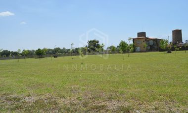 VENTA DE TERRENO EN VALQUIRICO  BARRIO DEL FRESNO, ZONA CENTRO.