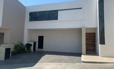 Casa en Condominio en Palmira Tinguindin Cuernavaca - CRB-995-Cd