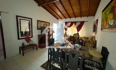 casa en venta en los patios. Cod V9975
