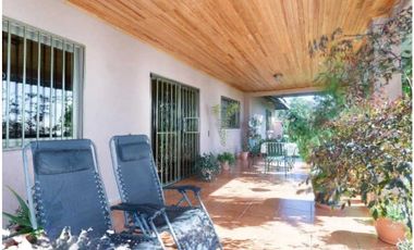 VENDO CASA. EN TERRENO DE 7000M2