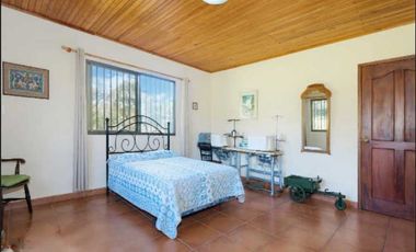 VENDO CASA. EN TERRENO DE 7000M2