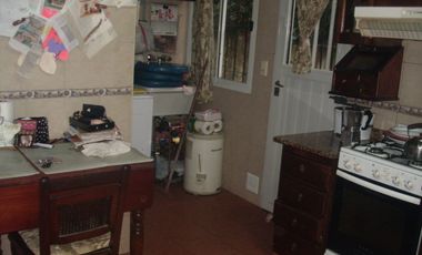 PH , 3 AMB. CON COCHERA. ENTRADA INDEPENDIENTE, VILLA ADELINA