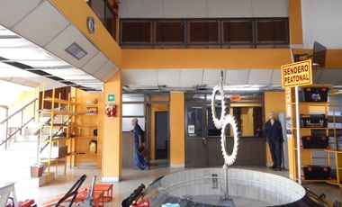 edificio en arriendo/venta en pie del cerro. Cod V90856