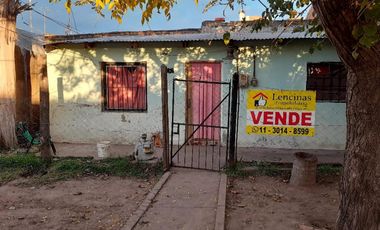 Vivienda en 5 esquinas de Ingeniero Allan, Varela