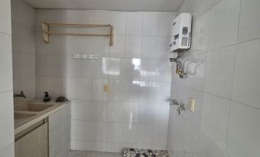 apartamento en arriendo en cabecera del llano. Cod A124415