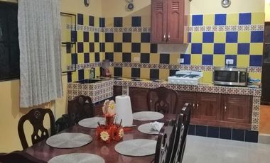 Espectacular Casa en Venta! Amplio Jardín, Valladolid, Pueblo
