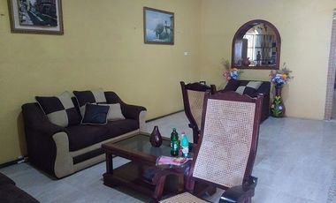 Espectacular Casa en Venta! Amplio Jardín, Valladolid, Pueblo
