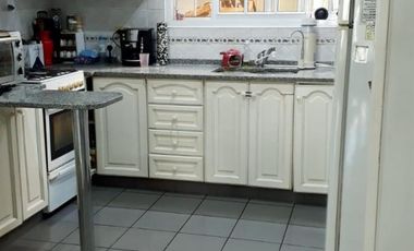 VENTA HERMOSA CASA EN LOTE PROPIO DE 3 AMBIENTES, J. L. SUAREZ