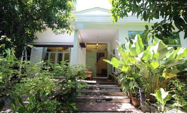 Single House for Sale! with swimming pool Soi Pradipat 5, near BTS Saphan Kwai/04-HH-62064