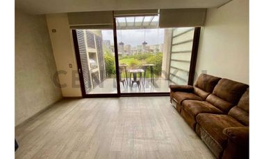 SE VENDE ESPACIOSO Y MODERNO TOWNHOUSE CHICUREO