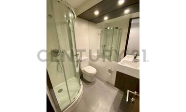 SE VENDE ESPACIOSO Y MODERNO TOWNHOUSE CHICUREO