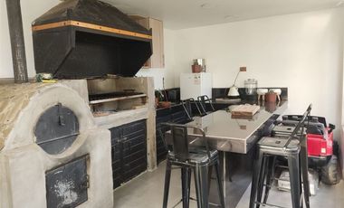 Casa en Venta en Condominio cercano a Arturo Prat, Machalí