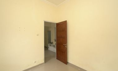 Rumah Hadap Utara 16 Menit ke Mal Pekayon Dibantu KPR J-40128