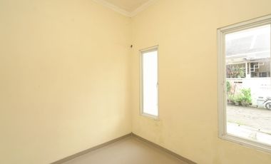 Rumah Hadap Utara 16 Menit ke Mal Pekayon Dibantu KPR J-40128