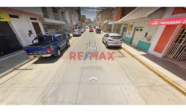 ✨ Oportunidad Única para Inversionistas en Sullana ✨
VENDO LOCAL COMERCIAL EN FUNCIONAMIENTO CLIENTELA FIDELIZADA 40 AÑOS
📍 Ubicación Privilegiada: