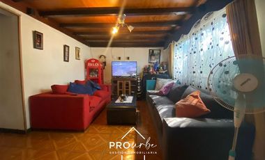 Casa en Venta en Avenida Lo Errazuriz