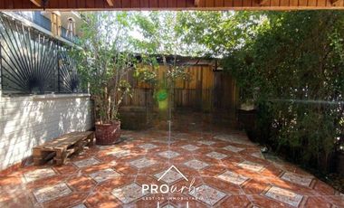 Casa en Venta en Avenida Lo Errazuriz