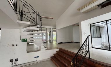 casa en venta en caobos. Cod V3325