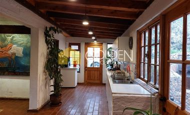 Casa en venta Curacaví / Condominio Valle Los Naranjos
