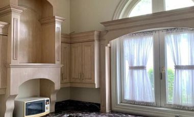 Disewakan Rumah Fountainblue Bsd City Lokasi Nyaman Strategis Dilengkapi Clubhouse Bagus