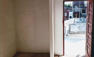 VENDO CASA + LOCAL COMERCIAL Colon y Santa Cruz