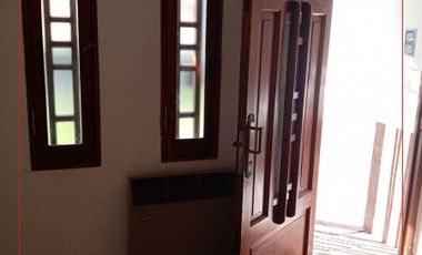 VENDO CASA + LOCAL COMERCIAL Colon y Santa Cruz