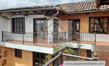 Hostal de Venta – Centro Histórico de Cuenca, 18 habitaciones