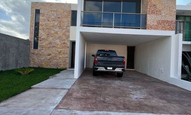 Casa en Renta 3 Habitaciones y Piscina en Privada Real Conkal, Merida