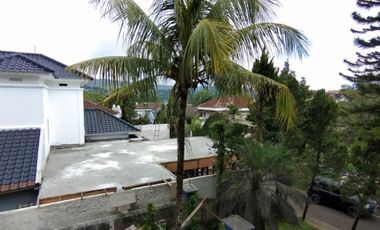Rumah Setengah Jadi di Taman Imperial Golf Estate