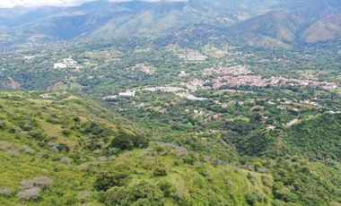 LOTE CON INCREBLE VISTA EN SAN JERONIMO