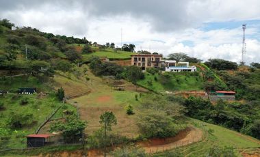 LOTE CON INCREBLE VISTA EN SAN JERONIMO