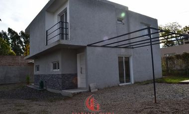 DUPLEX EN VENTA HOUSING B° ARGUELLO QUISQUISACATE- FRENTE A VIVERO ARGUELLO