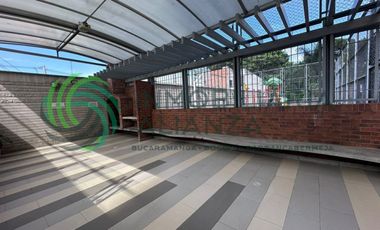 apartamento en arriendo en casco antiguo. Cod A16854