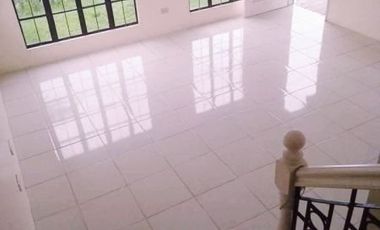 Susana Executive Village House for SALE