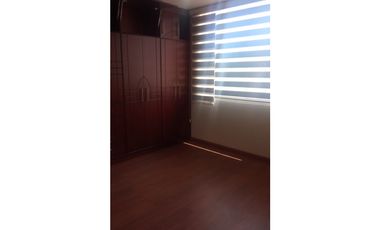 CASA EN CONJUNTO EN OTAVALO