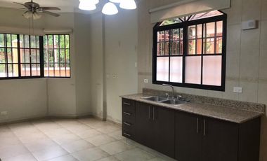 ALQUILO ESPECTACULAR CASA 350MT2  EN CLAYTON VILLAGE L/B