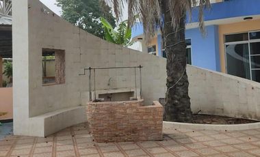 Casa en  venta en Tonsupa de 18 habitaciones con piscina - Tonsupa, Esmeraldas