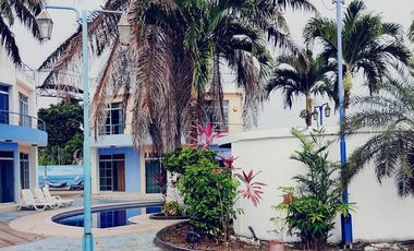 Casa en  venta en Tonsupa de 18 habitaciones con piscina - Tonsupa, Esmeraldas