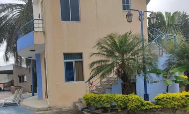 Casa en  venta en Tonsupa de 18 habitaciones con piscina - Tonsupa, Esmeraldas