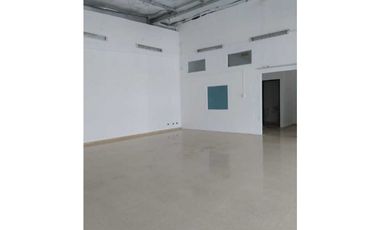 Se Alquila Local con ventales amplio en Punta Paitilla