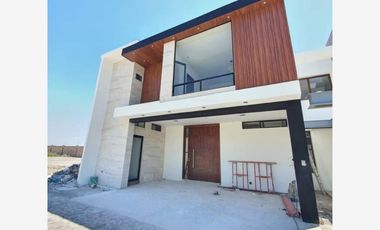 Casa en Venta en Altozano la Nueva Laguna