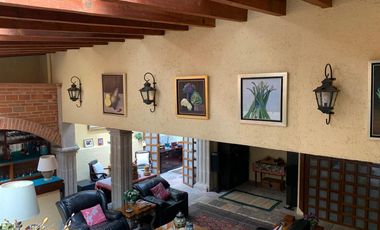 VENTA CASA BOSQUES DE LAS LOMAS 4 RECAMARAS CON ALBERCA