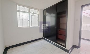 COD. 3144 - SE ARRIENDA CASA - BARRIO: LAS MERCEDES