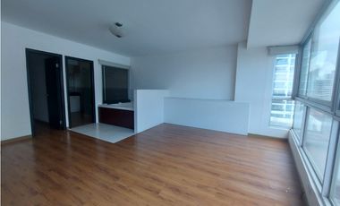 VENTA APARTAMENTO EN AVENIDA BALBOA PH BAYFRONT OPORTUNIDAD