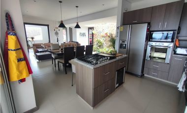 Venta Finca Vereda El Perico Envigado Area 6400m2