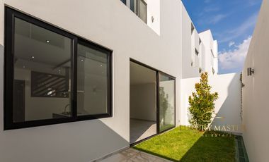 Casa en venta Nueva en Solares