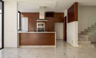 Casa en venta Nueva en Solares