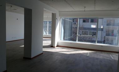 VENTA OFICINA con cochera