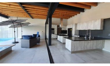 CASA EN VENTA  EN SAN GASPAR VALLE DE BRAVO