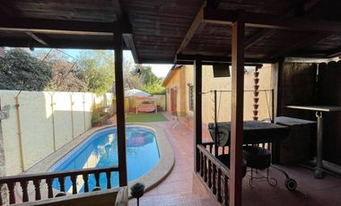 COUNTRY CLUB, COLEGIO SAINT JOHNS, ANDREE